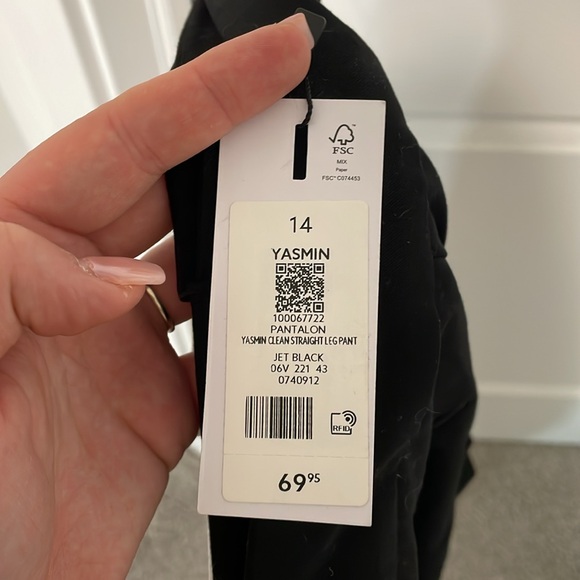 Dress Pants - Picture 5 of 6